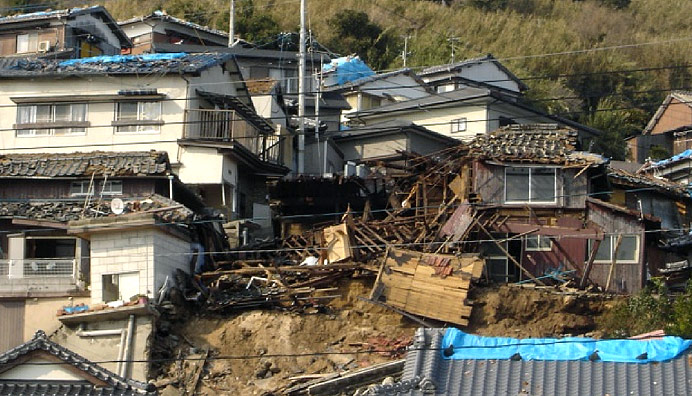 西方沖地震